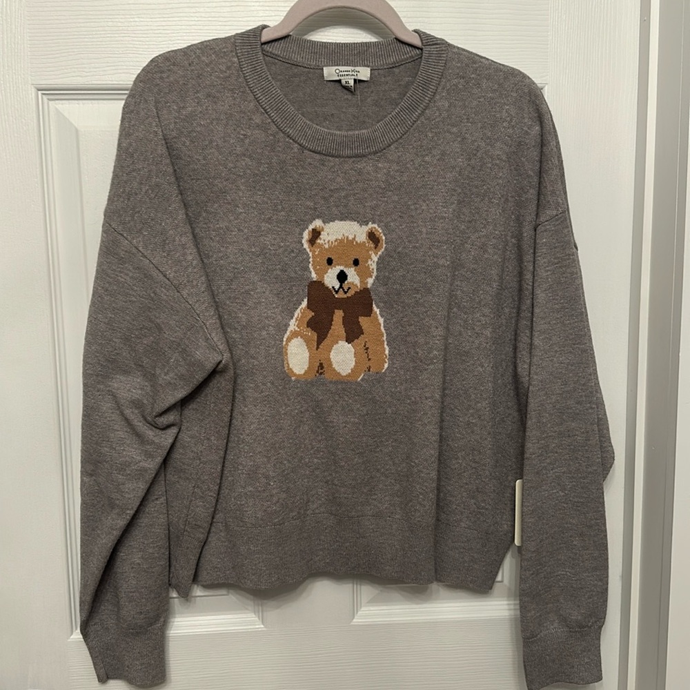 Orange Kiss bear sweater. XL